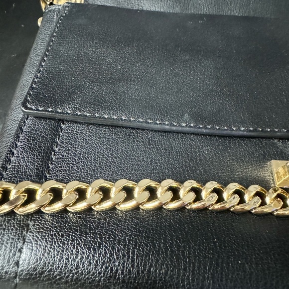 Kinsley Michael Kors Black Leather Crossbody Bag - Picture 7 of 8